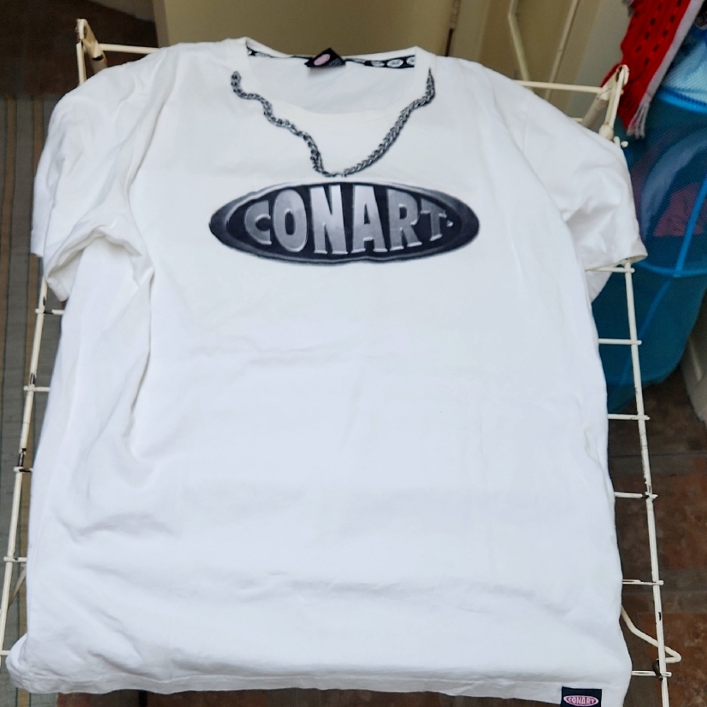 Conart White Graphic T-Shirt